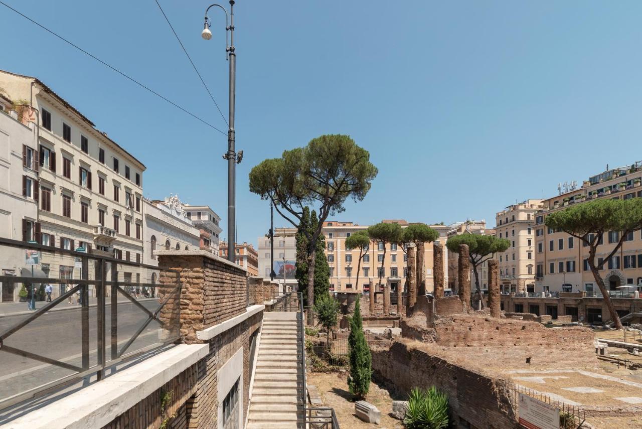 Largo Di Torre Argentina Rom