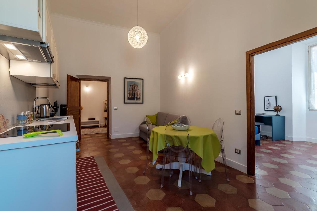 Largo Di Torre Argentina Apartment Rom